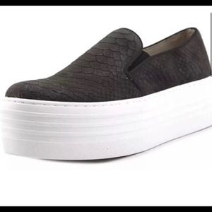 Steve Madden Platform Slip On